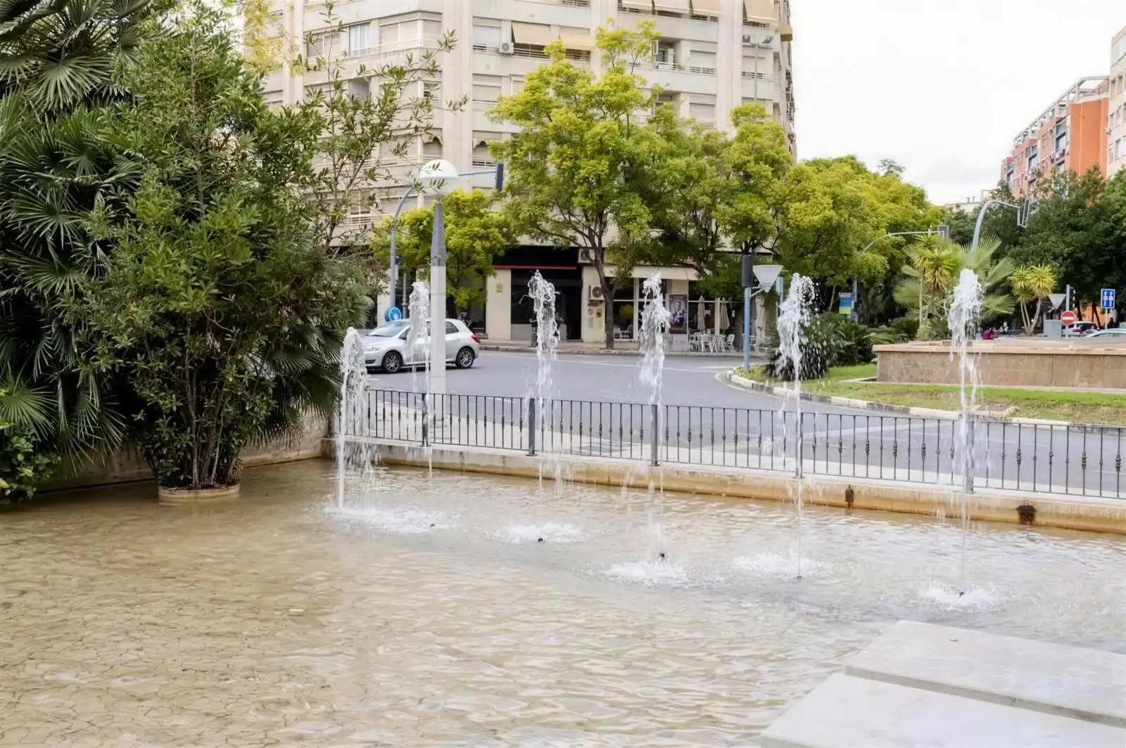 Vista exterior de Pis en venda en Alicante / Alacant amb Moblat i Balcó