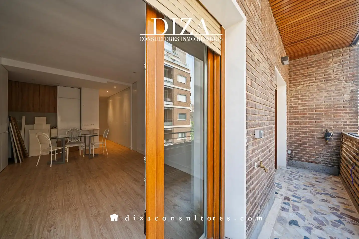 Vista exterior de Piso en venta en Madrid con Aire acondicionado, Calefacción y Terraza