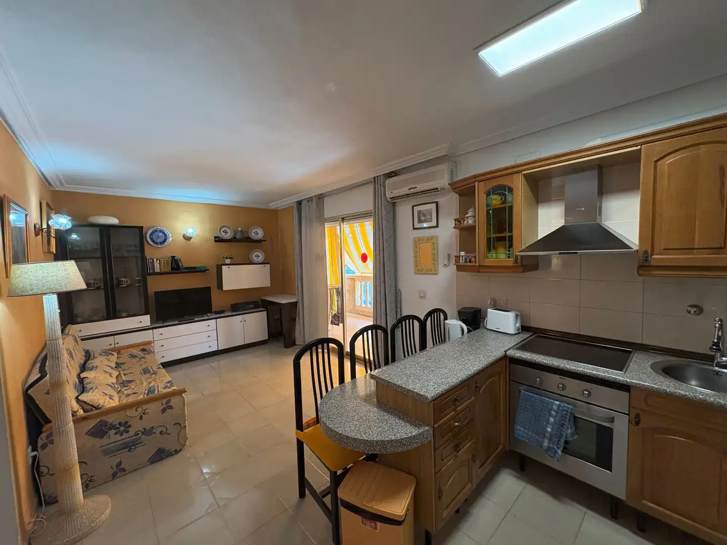 Apartamento con piscina en alquiler en d'Isaac Albéniz