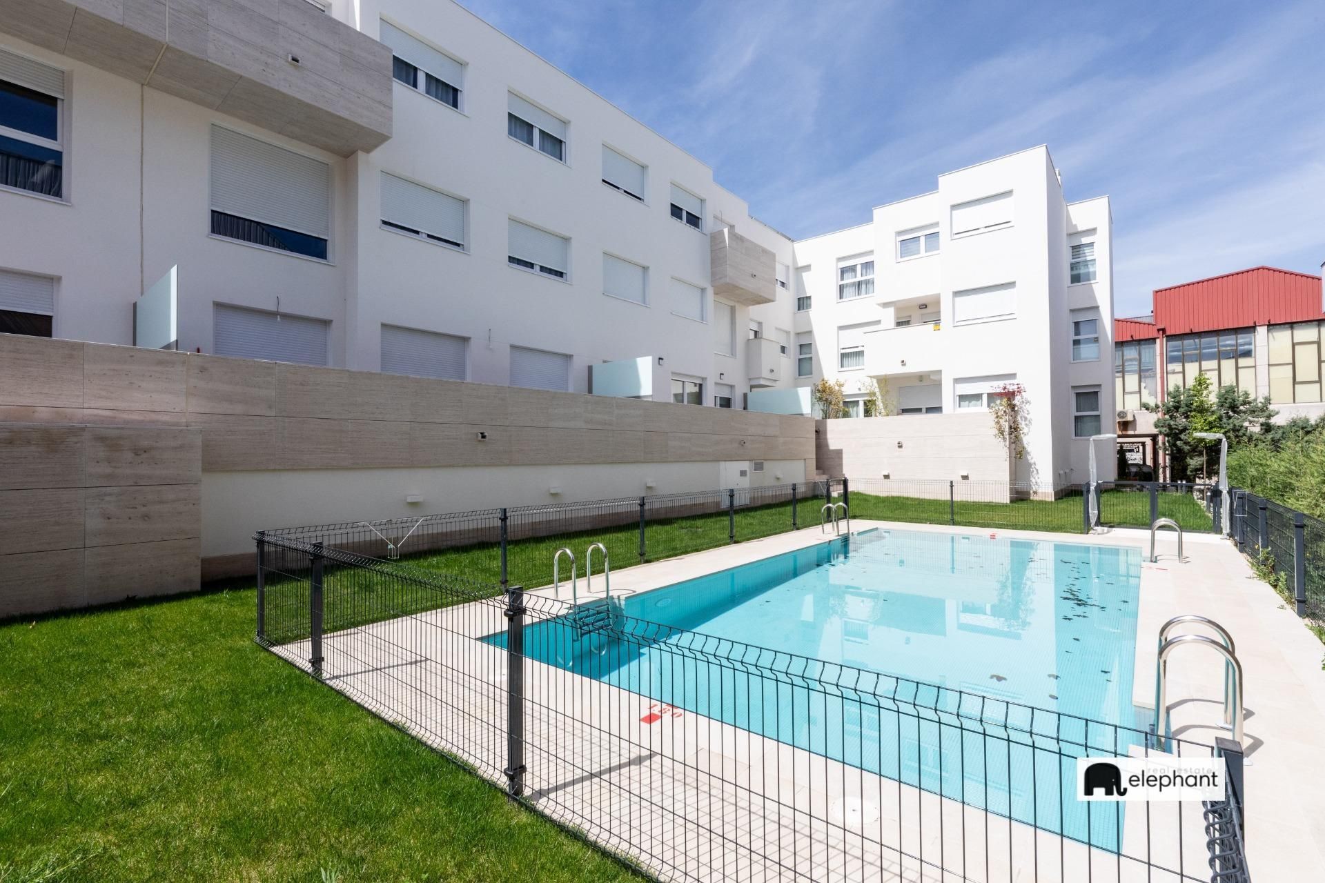 Swimming pool of Loft for sale in San Sebastián de los Reyes  with Heating, Terrace and Balcony