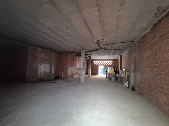 Local comercial en Alquiler en Carrer Luis Vives, 4 en Pobla de Farnals