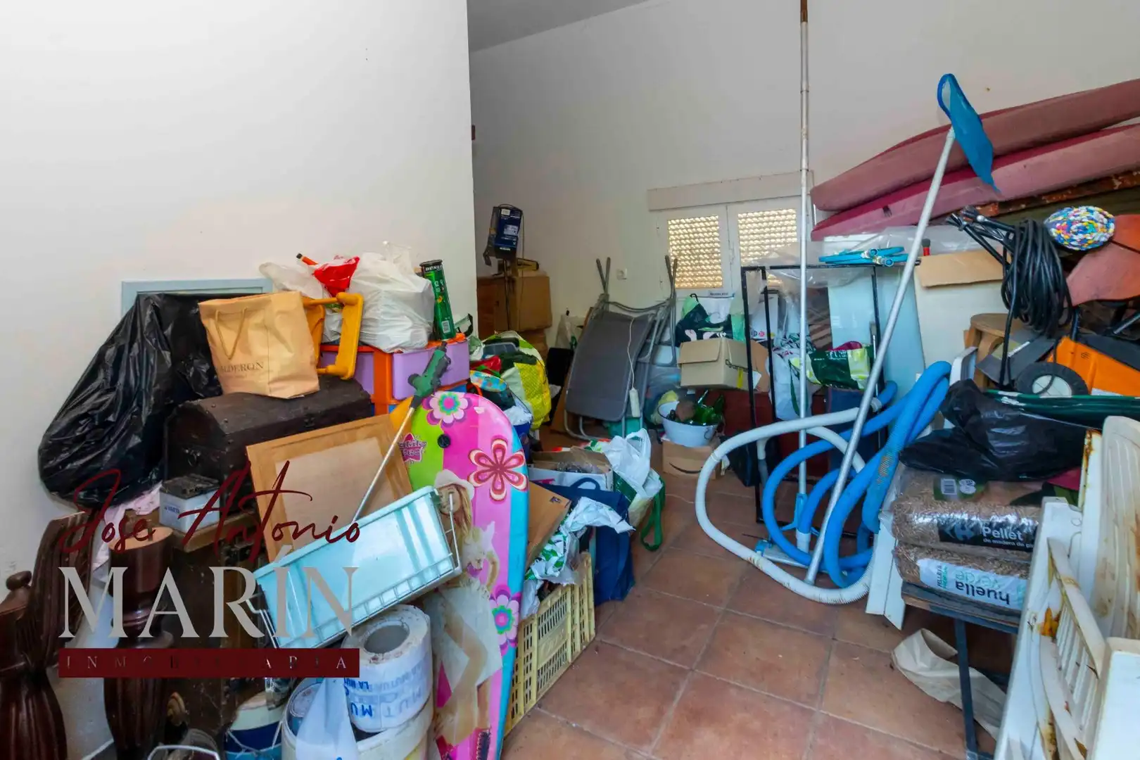 Country house zum Verkauf in Badajoz mit Privatgarten, Abstellraum und Schwimmbad