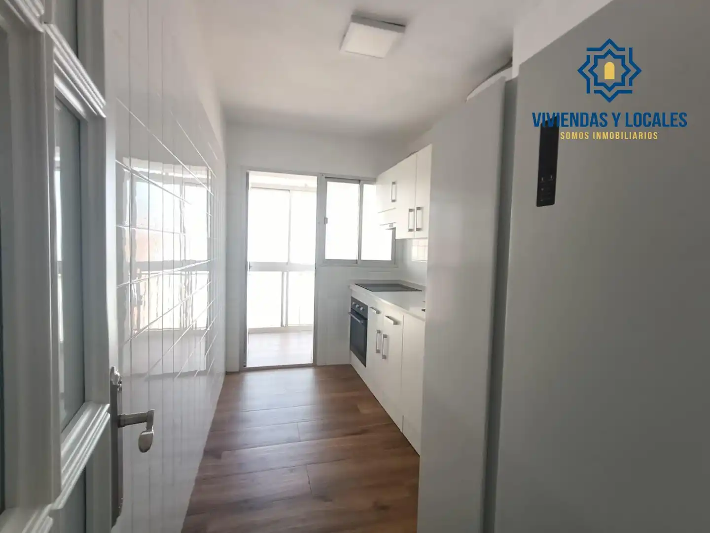 Wohnung zur Miete in Avenida DE BARCELONA, Barrio de Zaidín