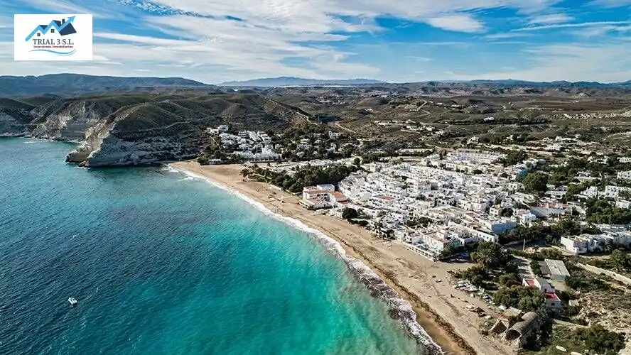 Vista exterior de Piso en venta en Playa de Garrucha