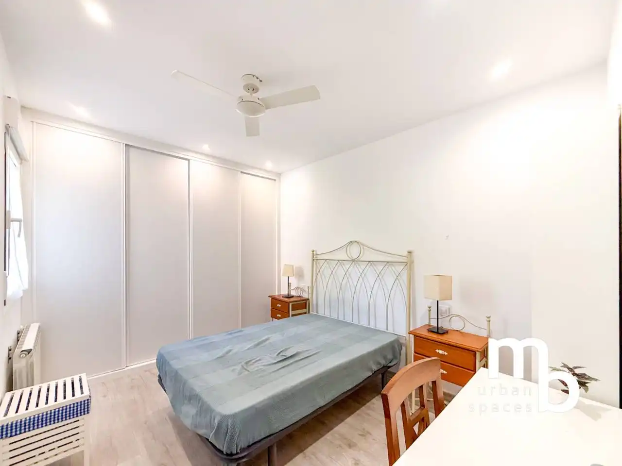 Schlafzimmer von Wohnung zur Miete in Madrid mit Klimaanlage, Heizung und Möbliert