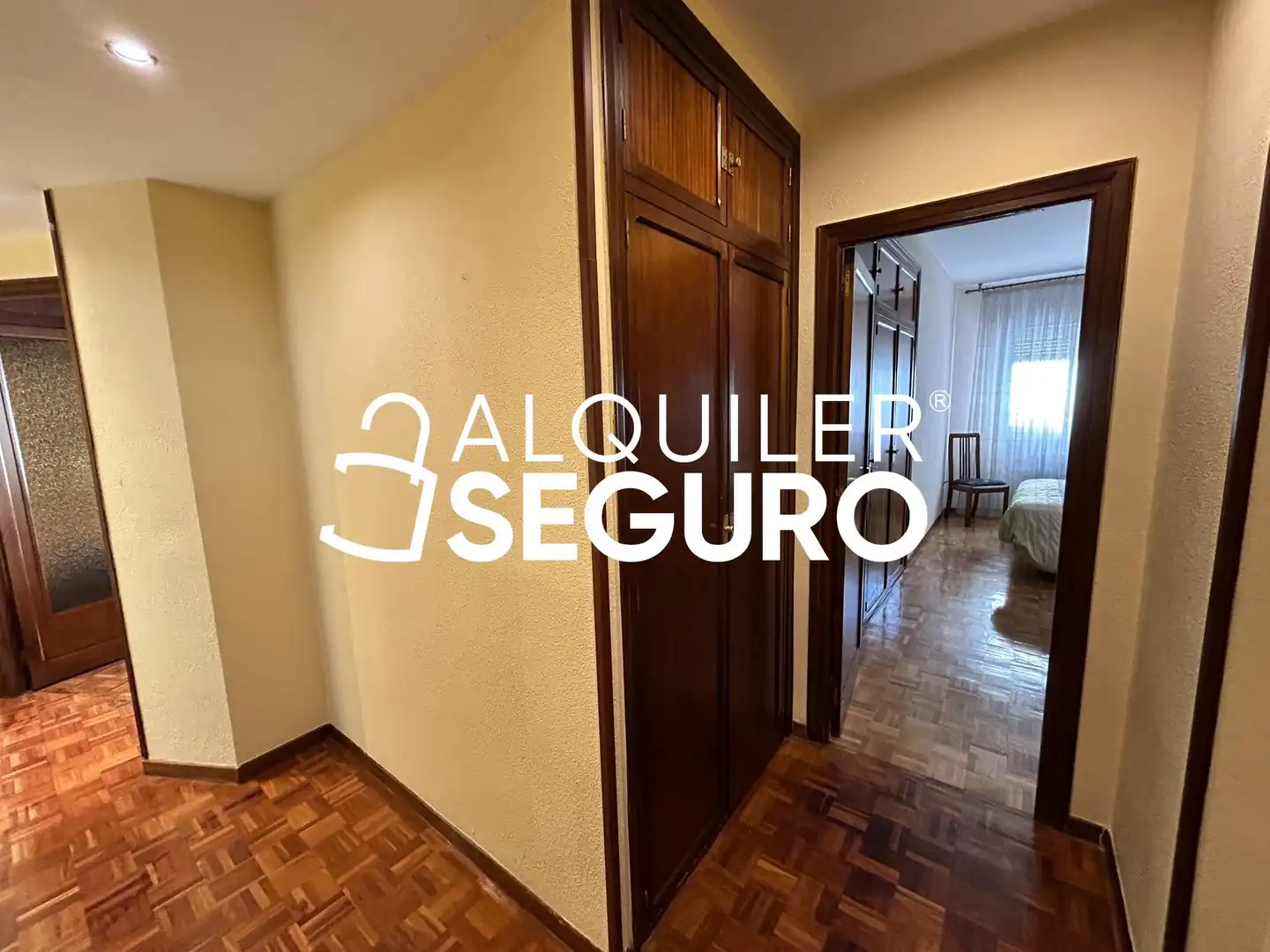 Habitación de Piso de alquiler en Madrid con Aire acondicionado, Calefacción y Amueblado