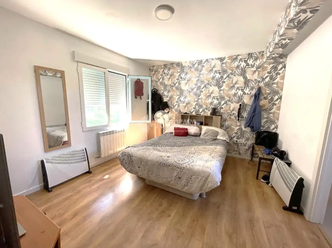 Habitación de Casa adosada en venta en Villalbilla con Jardín privado y Terraza