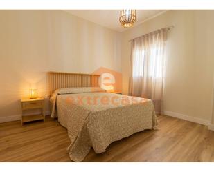 Bedroom of Flat to rent in Badajoz Capital  with Air Conditioner and Terrace