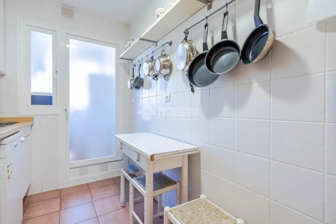 Cuina de Pis en venda en Motril amb Aire condicionat i Terrassa