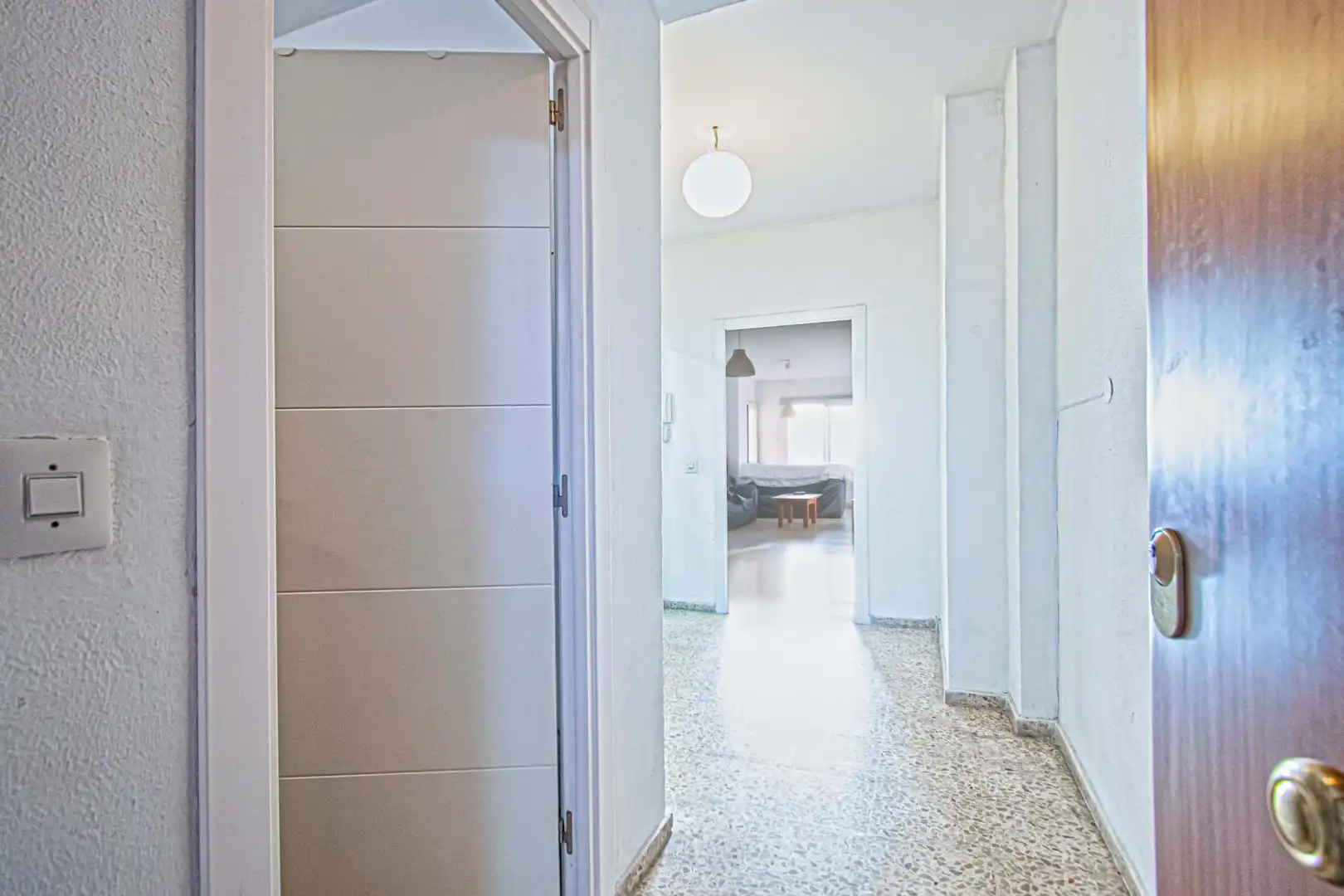 Flat for sale in Sevilla  with Air Conditioner, Terrace and Furnished