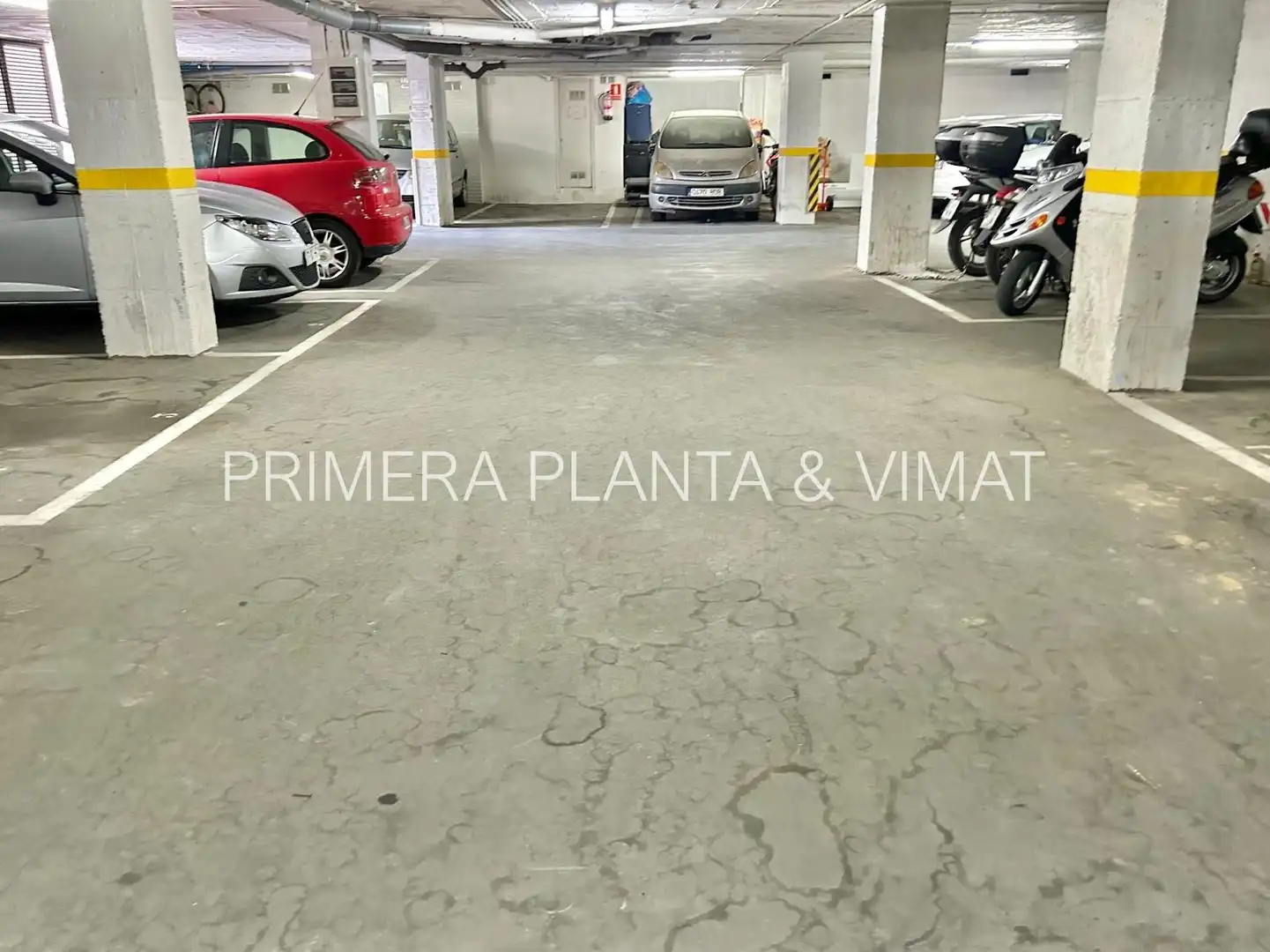 Parkplatz von Erdgeschoss zum Verkauf in Canet de Mar mit Klimaanlage, Heizung und Terrasse