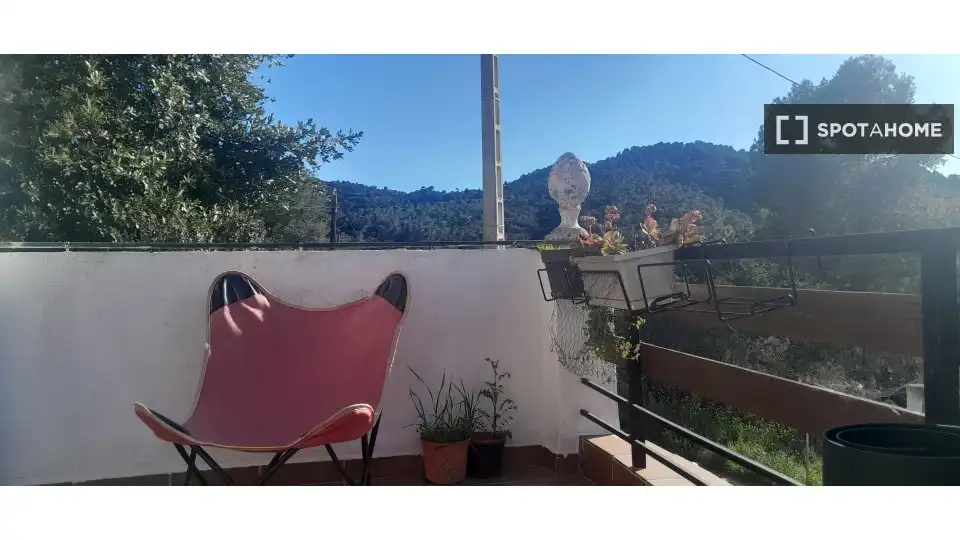 Terraza de Piso para compartir en Sant Cugat del Vallès con Aire acondicionado, Calefacción y Amueblado