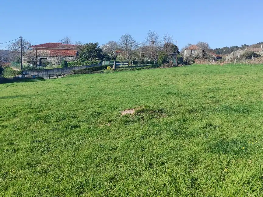 Terreno en venta en O Irixo