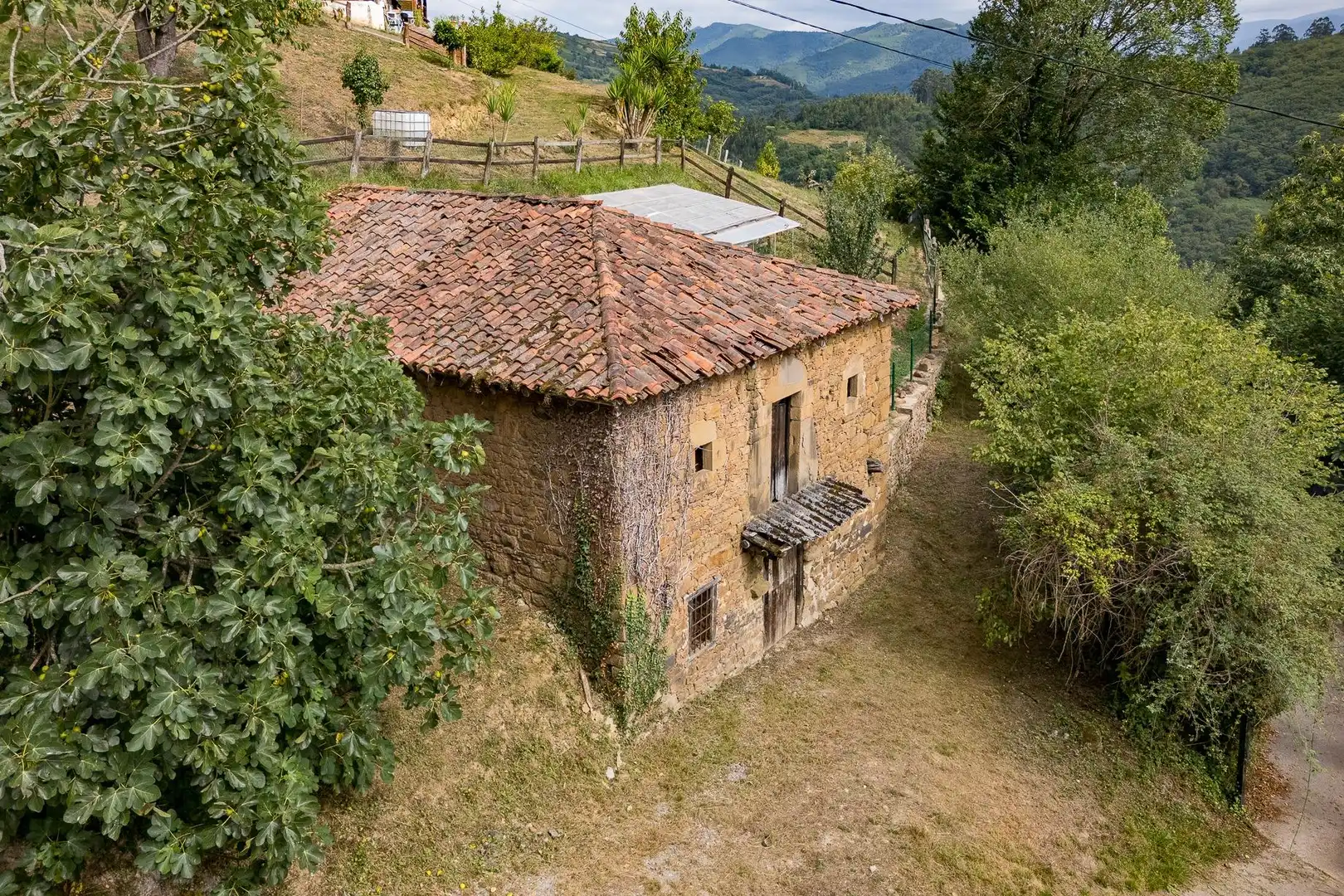 Vista exterior de Finca rústica en venda en Mieres (Asturias)