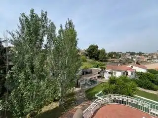 Jardí de Casa o xalet en venda en Esparreguera amb Aire condicionat, Calefacció i Jardí privat