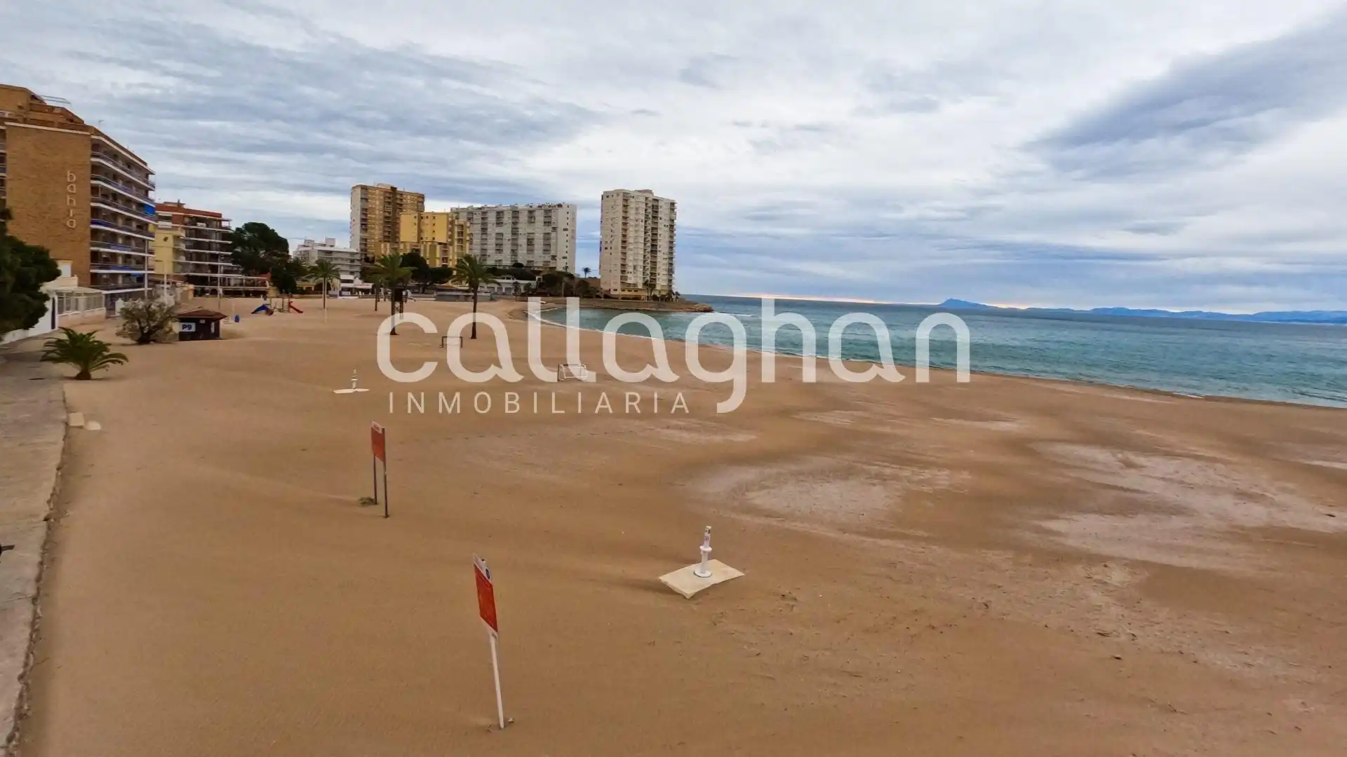 Außenansicht von Gebäude zum Verkauf in Cullera