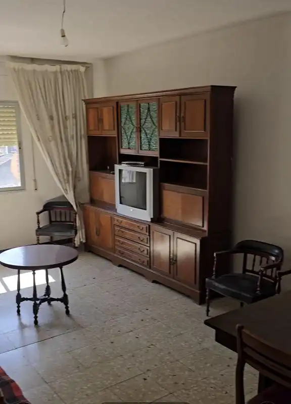 Sala de estar de Piso en venta en Navaluenga con Calefacción, Terraza y Balcón