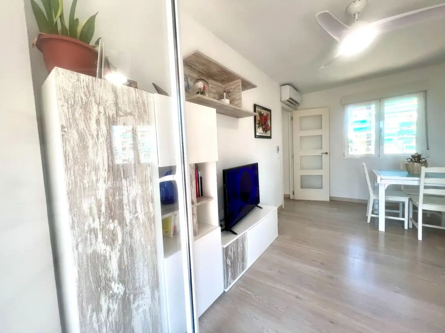 Living room of Flat for sale in Alicante / Alacant  with Air Conditioner, Heating and Terrace