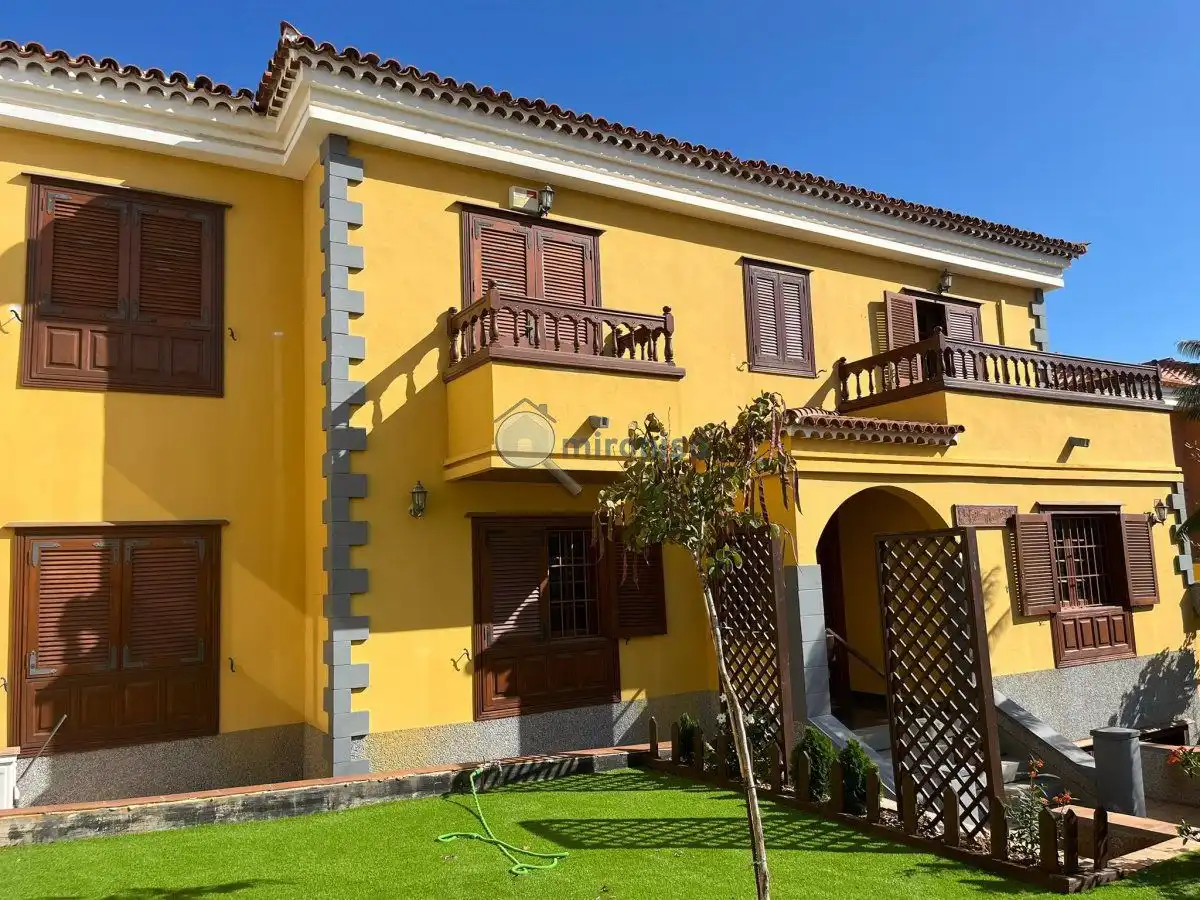 Exterior view of Houses for rent in El Rosario  with Air Conditioner, Terrace and Storage room
