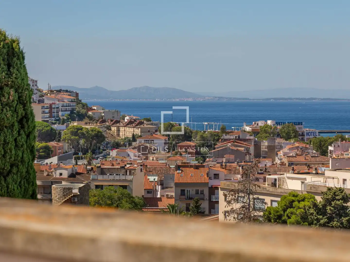 Vista exterior de Casa o xalet en venda en Roses amb Aire condicionat, Calefacció i Jardí privat
