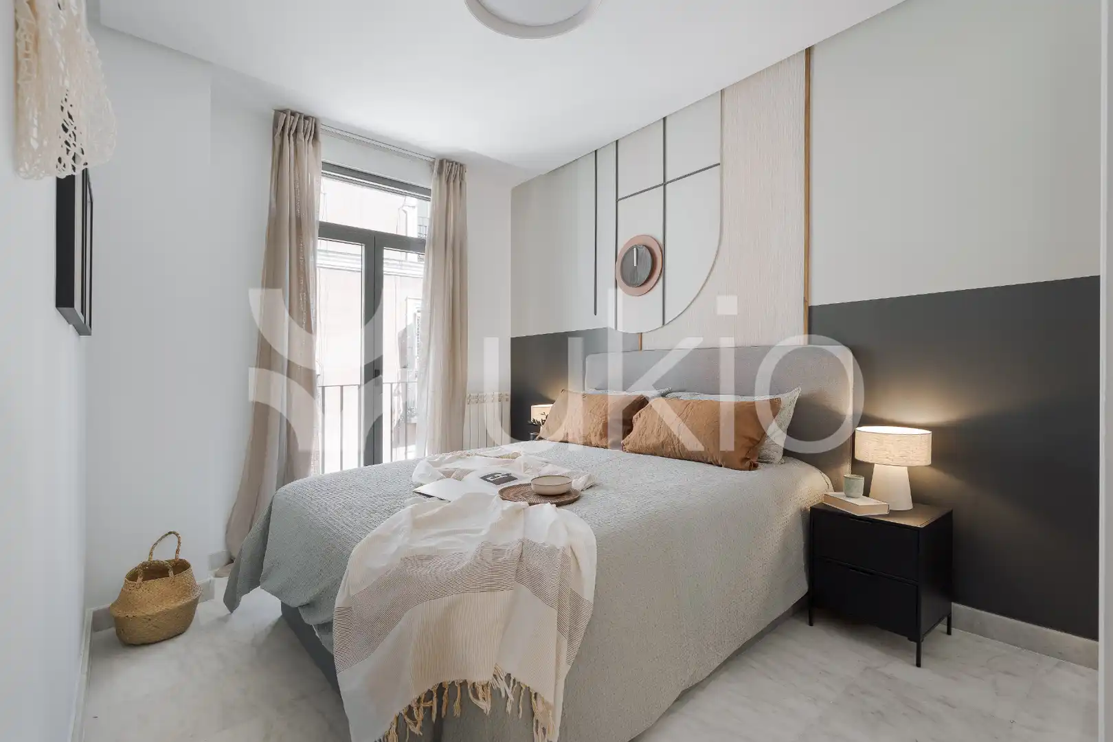 Habitación de Apartamento de alquiler en Madrid con Aire acondicionado, Calefacción y Amueblado