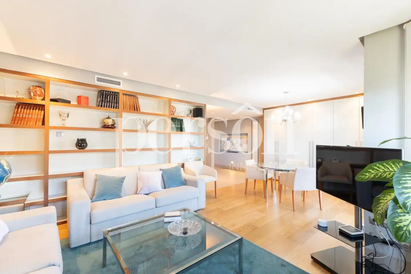 Penthouse with terrace to rent in L'Eixample, imagen 2