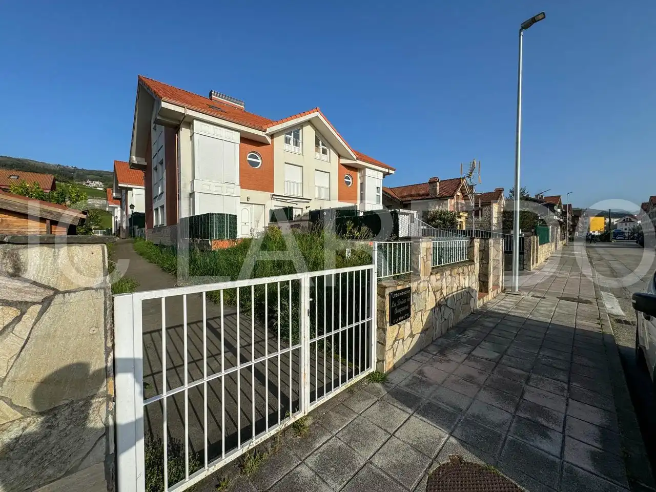 Haus zum Verkauf in Ampuero