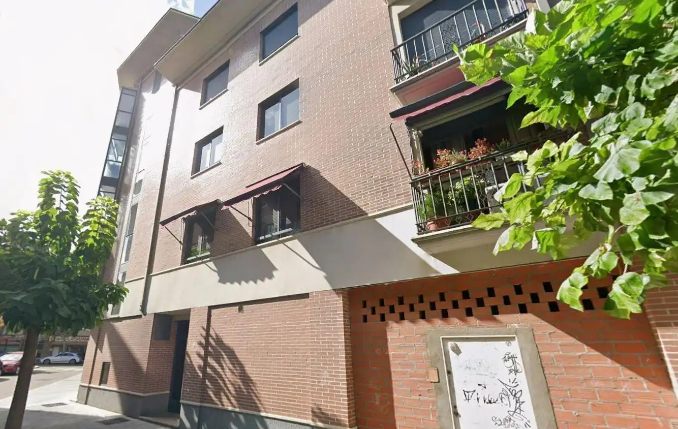 Vista exterior de Piso en venta en Laguna de Duero con Balcón