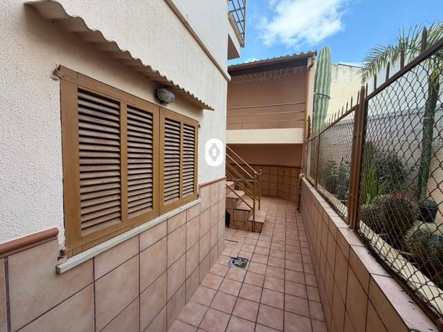 Piso en Venta en Cortes - Huertas