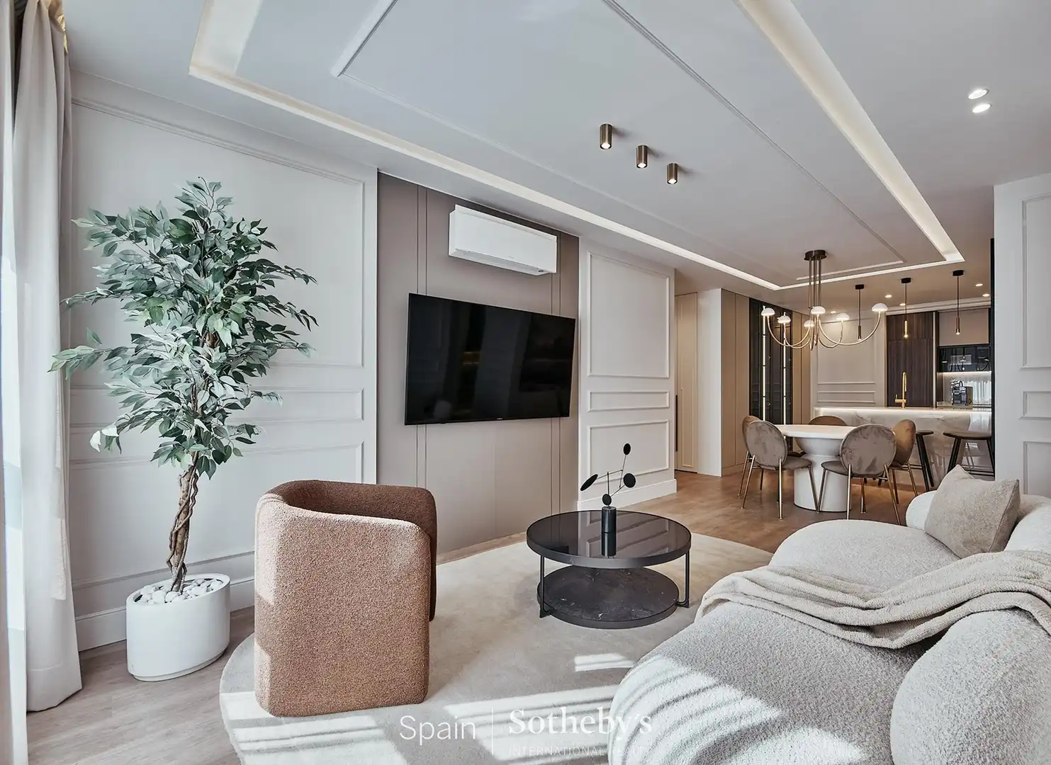 Sala d'estar de Apartament en venda en Madrid amb Aire condicionat i Calefacció