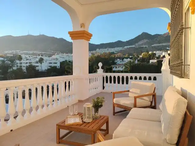 Villa mit Pool zum Verkauf in Montealto - Monterrey