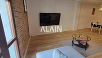 Living room of Flat for sale in  Valencia Capital  with Air Conditioner, Heating and Alarm