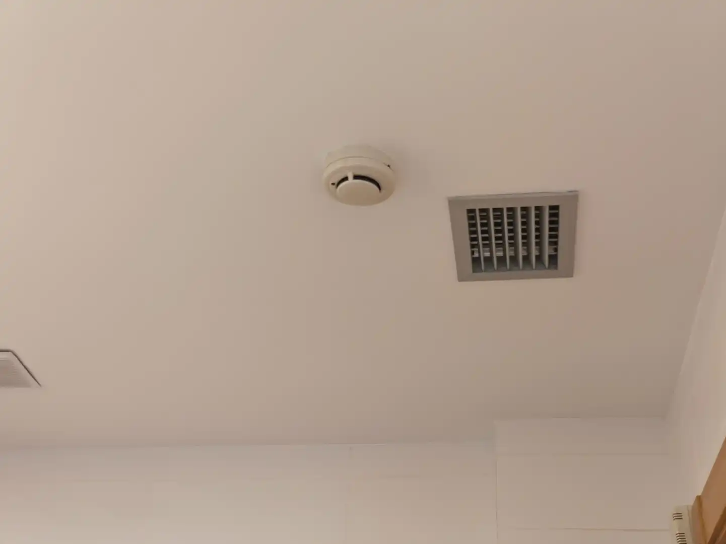 Habitación de Piso en venta en  Logroño con Aire acondicionado, Calefacción y Jardín privado