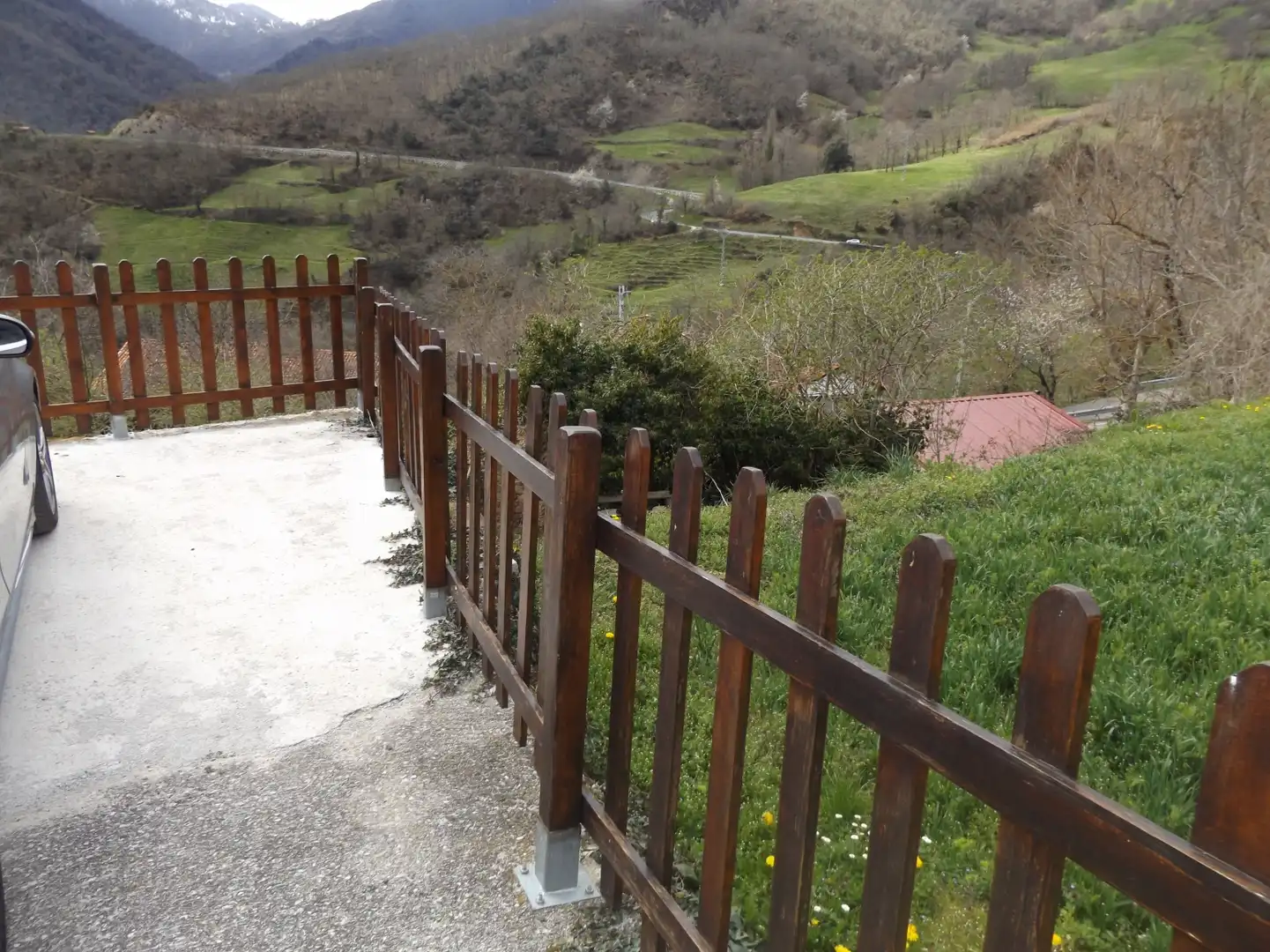 Jardí de Local en venda en Camaleño