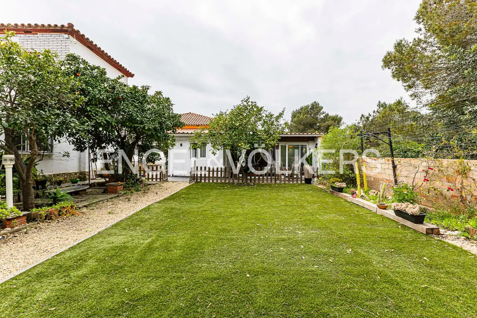 Vista exterior de Casa o xalet en venda en El Catllar  amb Aire condicionat, Calefacció i Jardí privat