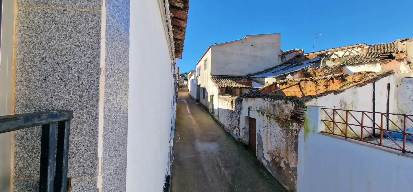 Vista exterior de Finca rústica en venta en Salvatierra de los Barros con Jardín privado, Terraza y Trastero