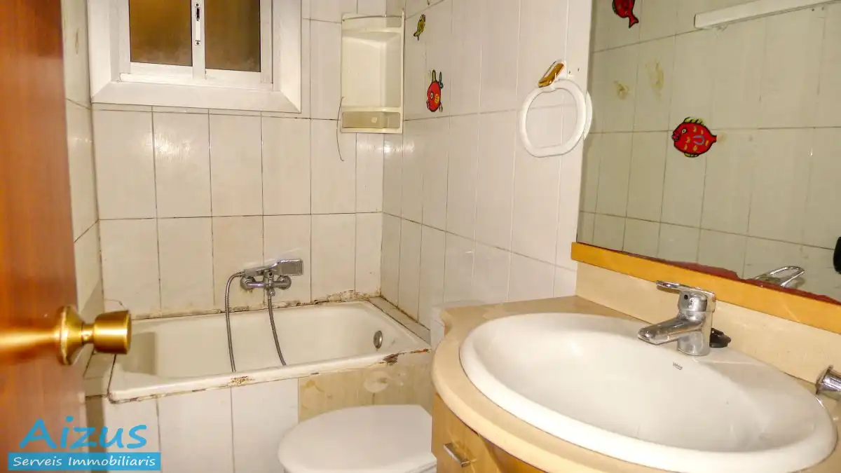 Piso en venta en Carrer de Sant Josep, Can Clos - Pinetons
