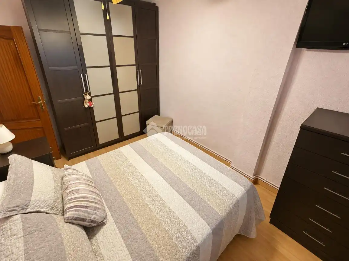 Bedroom of Flat for sale in Leganés