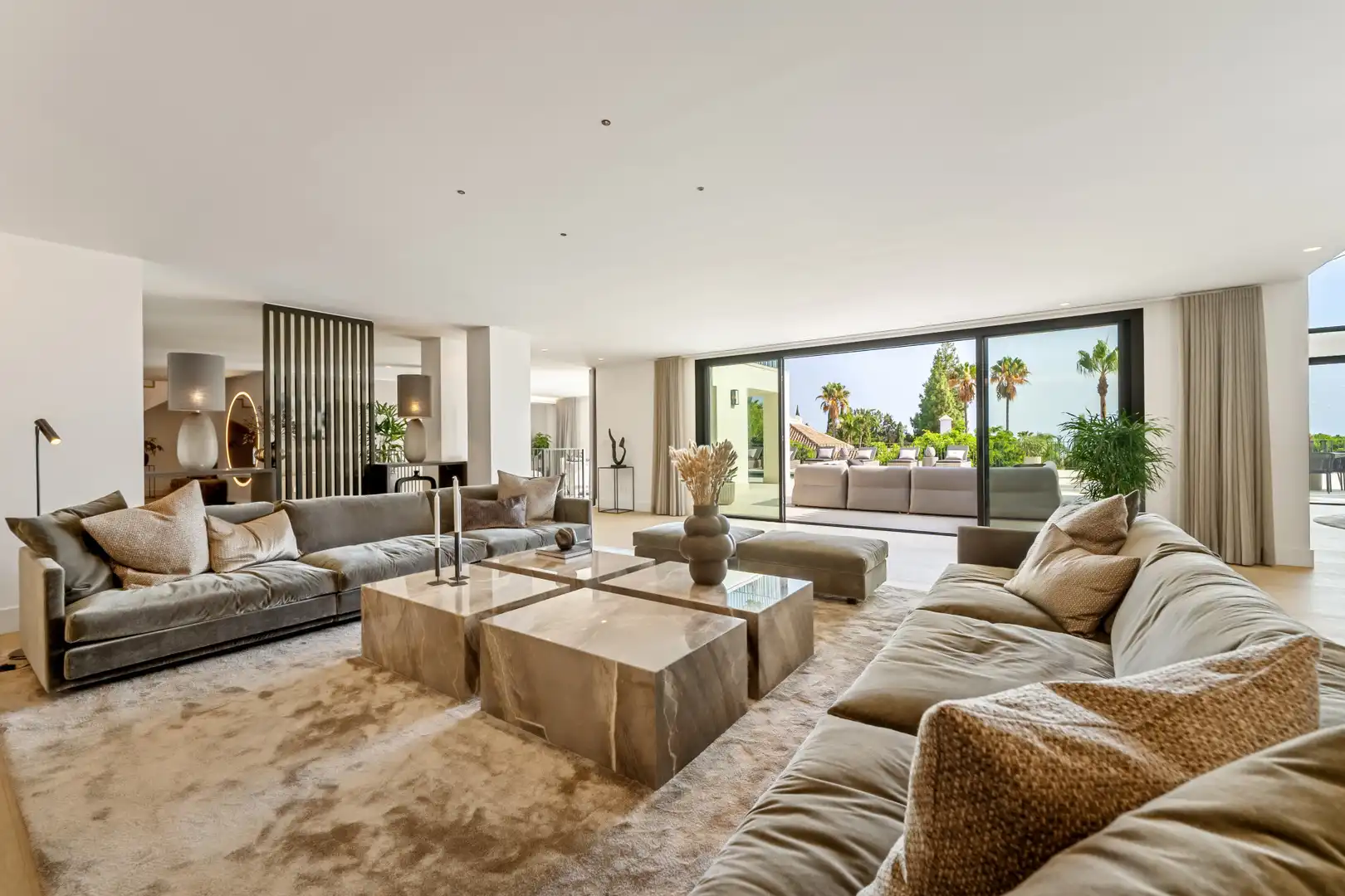 Casa amb terrassa en venda a Milla de Oro, imagen 41