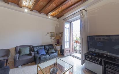 Living room of Flat for sale in  Barcelona Capital  with Heating, Terrace and Balcony