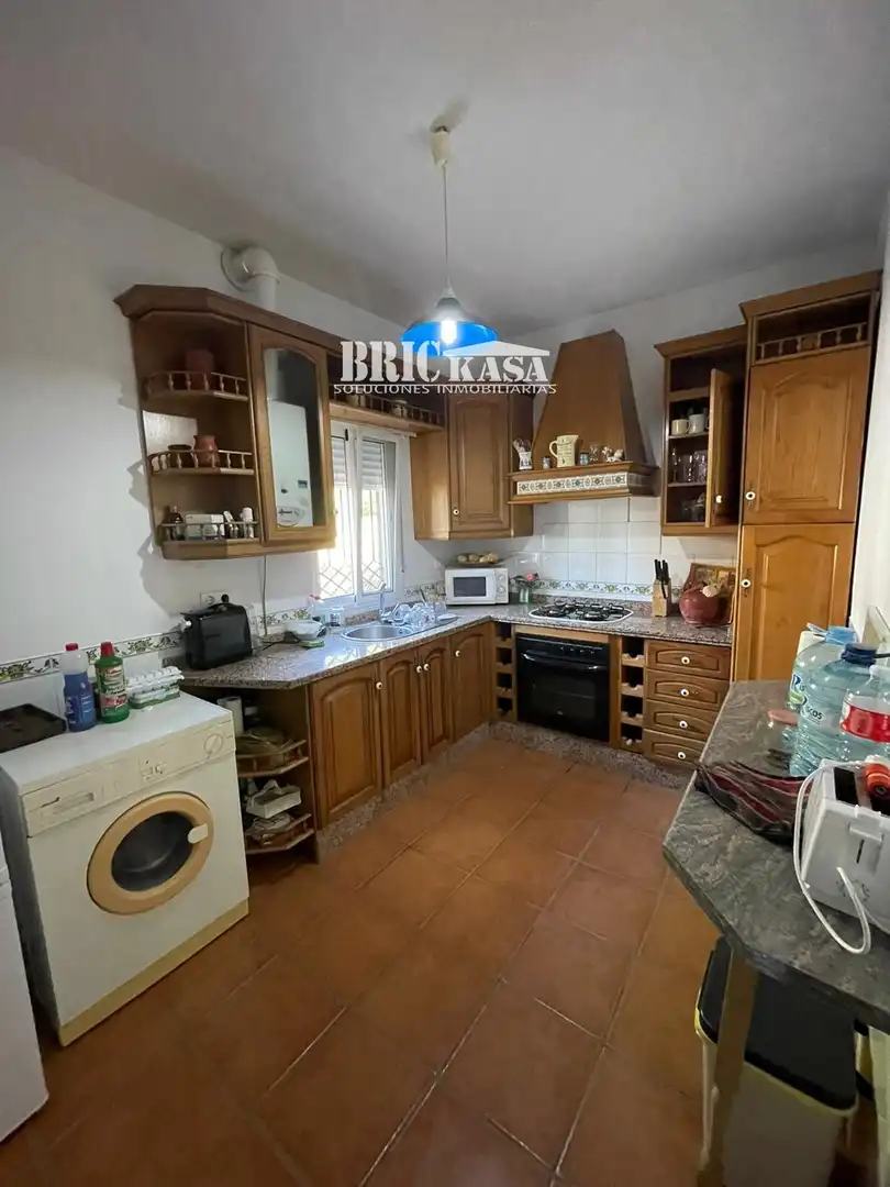 Cocina de Casa o chalet en venta en Arroyo de la Luz con Terraza, Trastero y Piscina