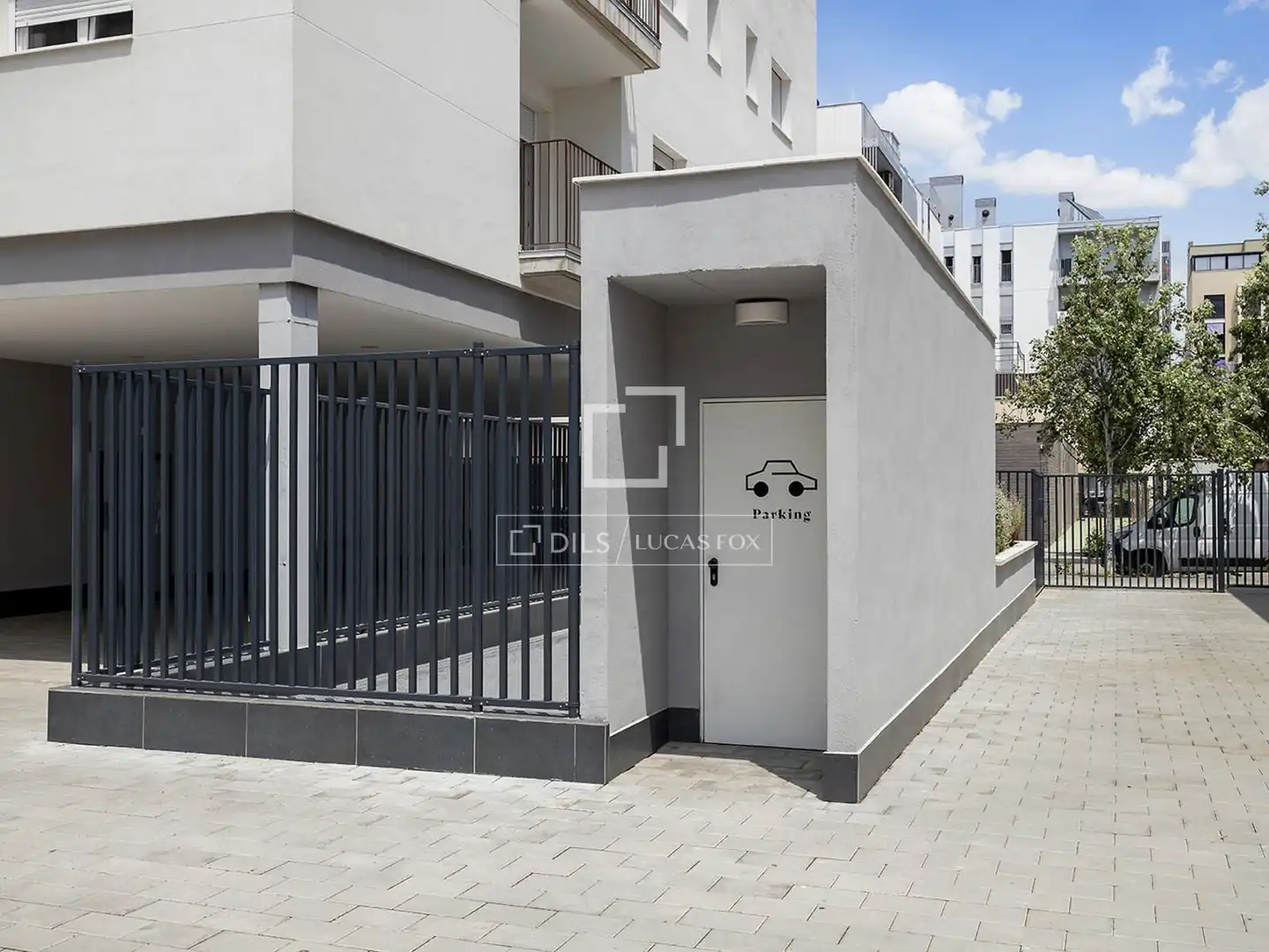 Außenansicht von Wohnung zur Miete in Sant Adrià de Besòs mit Klimaanlage, Heizung und Terrasse