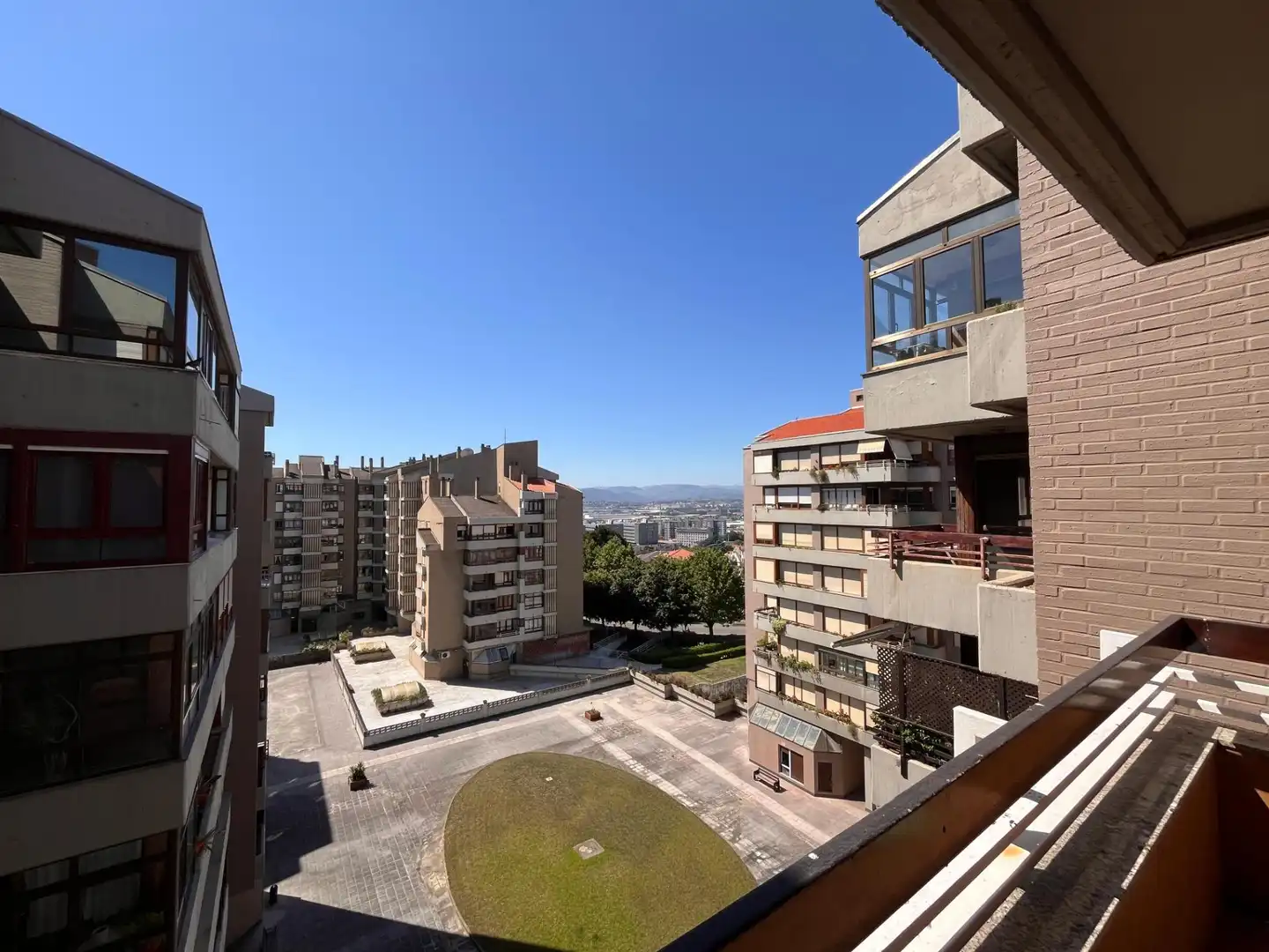 Vista exterior de Pis de lloguer en Santander amb Calefacció, Terrassa i Traster