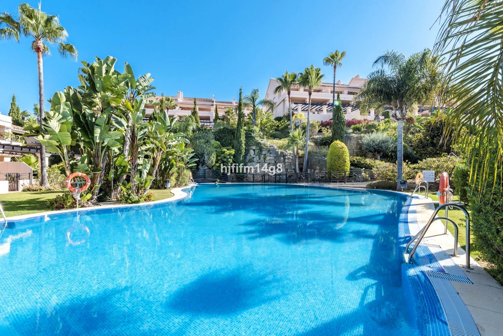 Jardí de Pis en venda en Marbella amb Aire condicionat, Moblat i Balcó