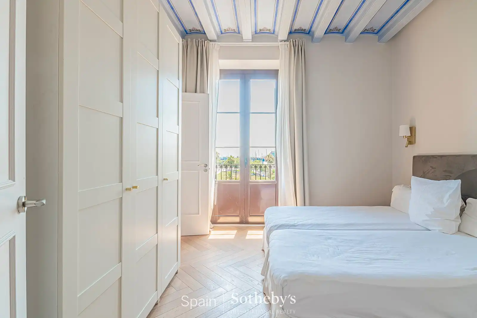 Apartamento con piscina en venta en Passeig Isabel II, imagen 19