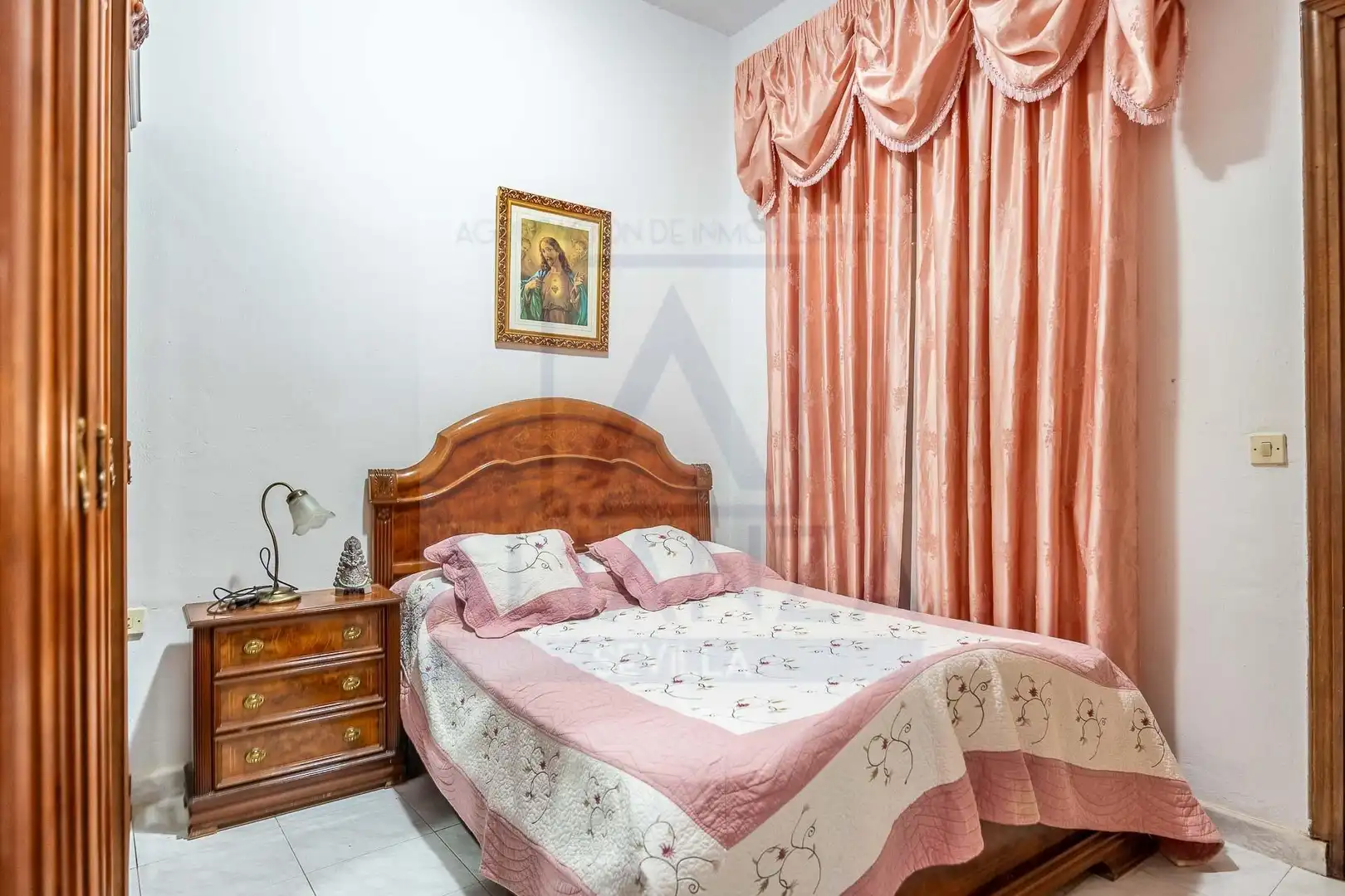 Habitación de Piso en venta en Camas con Aire acondicionado