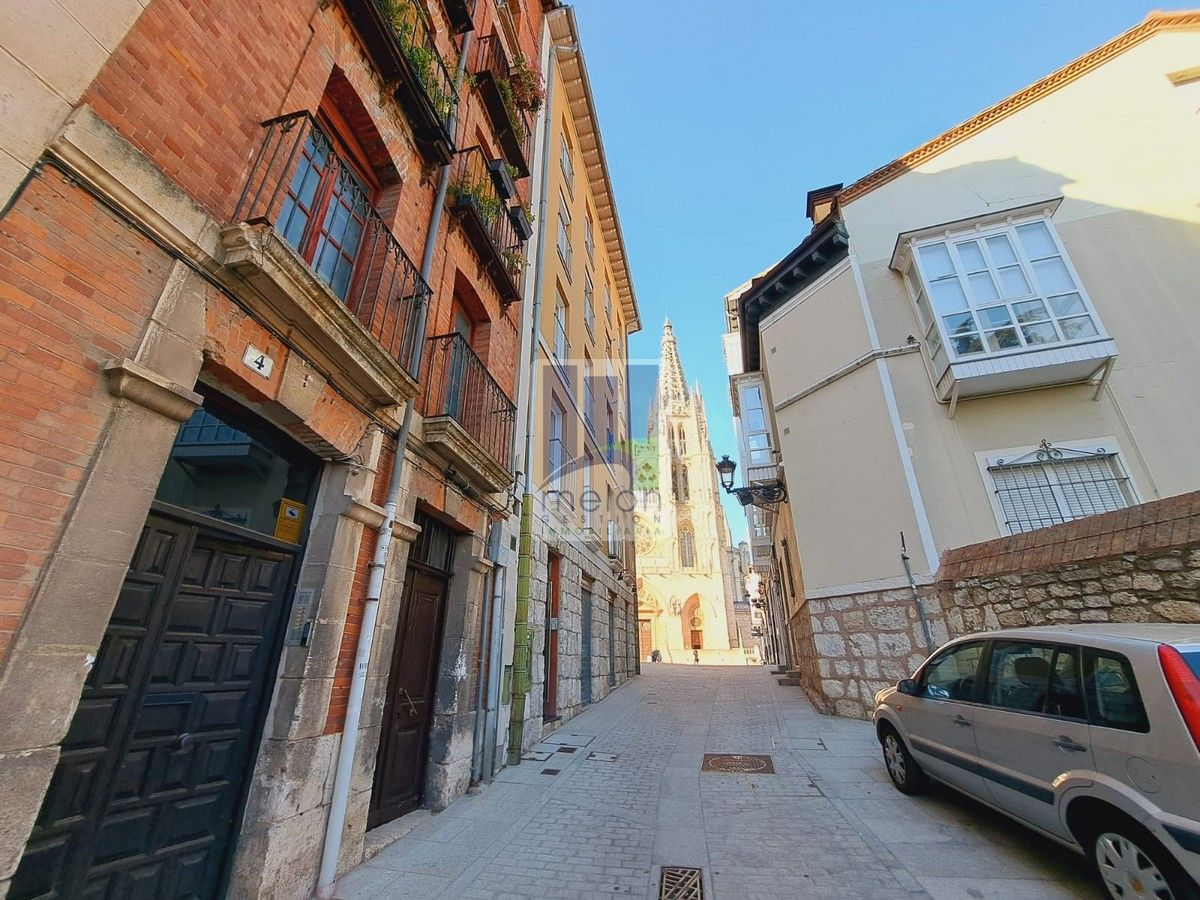 Vista exterior de Piso en venta en Burgos Capital con Trastero