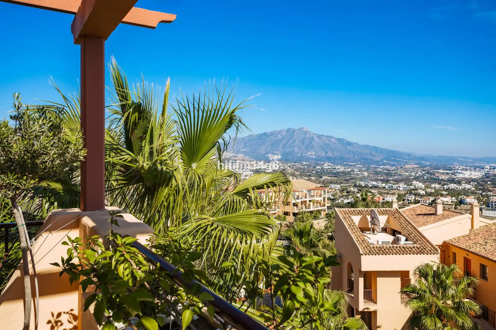 Apartamento con piscina en venta en Calle Torre Campanillas 7, imagen 17