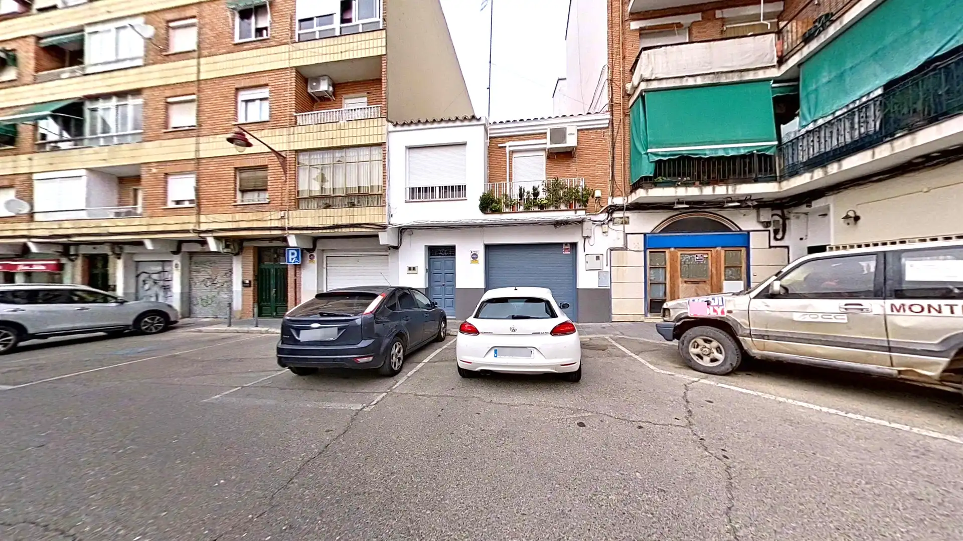 Vista exterior de Local en venta en Guadalajara