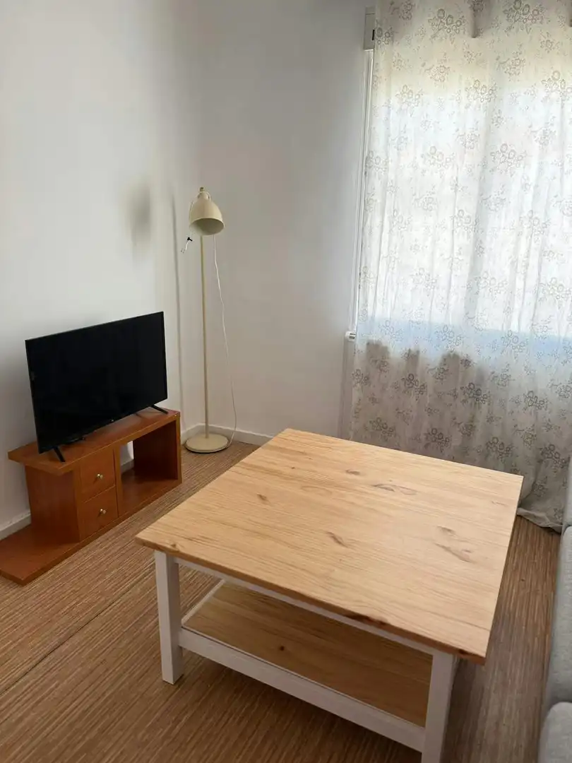 Dining room of Flat for rent in Madrid  with Air Conditioner, Heating and Furnished